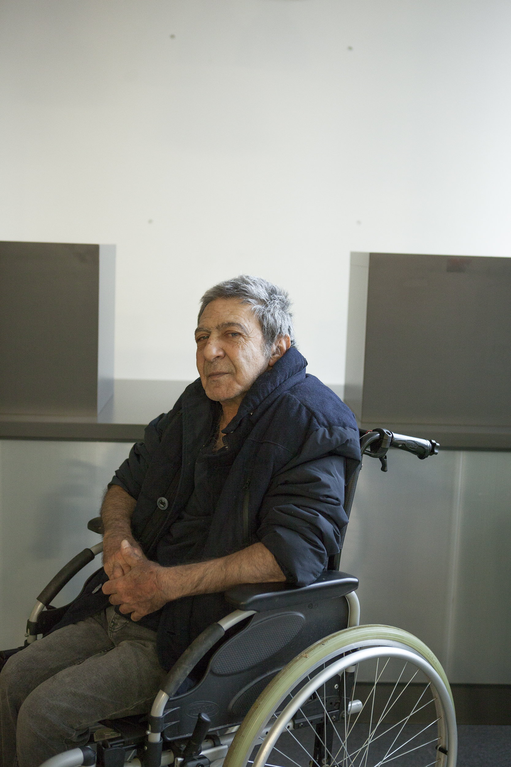 Besançon, le 13 décembre 2022 Il vit à l'agora à Besançon, il est né handicapé.